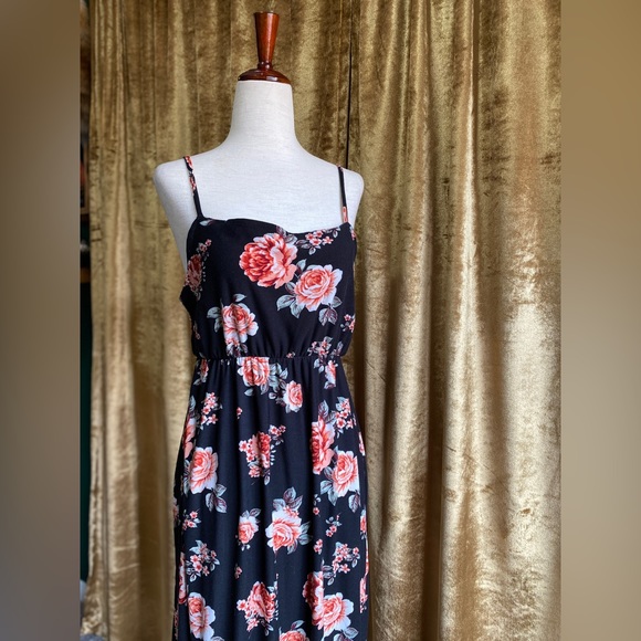 Black Maxi Dress w/ Pink Roses, Soft, Keyhole Back Tie, Ruffle Hem - Picture 4 of 14